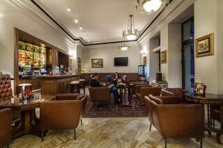Отель Capitol Hotel Бухарест-7