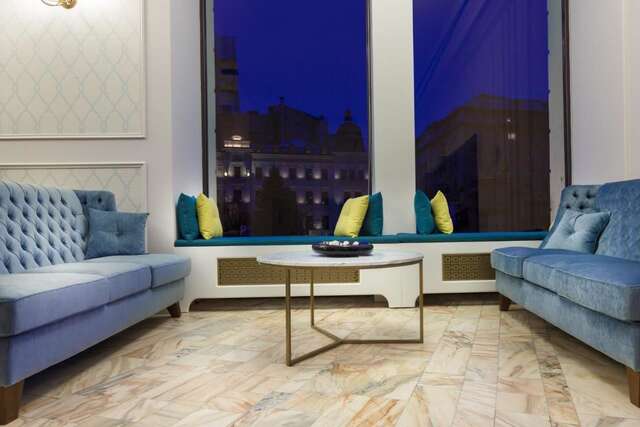Отель Capitol Hotel Бухарест-8